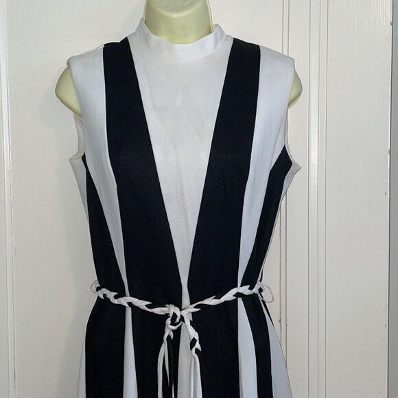 Vtg 70s black & white polyester high neck maxi dress/original woven belt - Picture 3 of 8